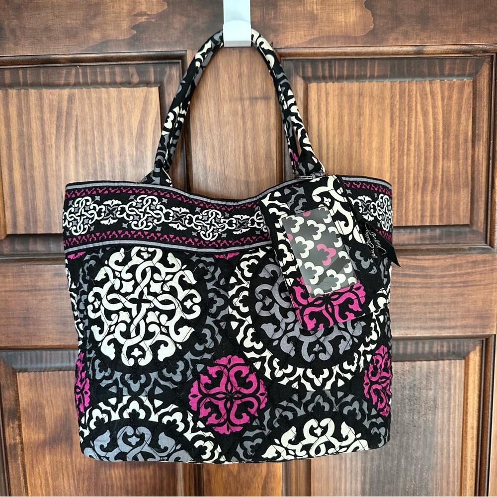 Vera Bradley Canterberry Magenta Bag and ID Holder Set